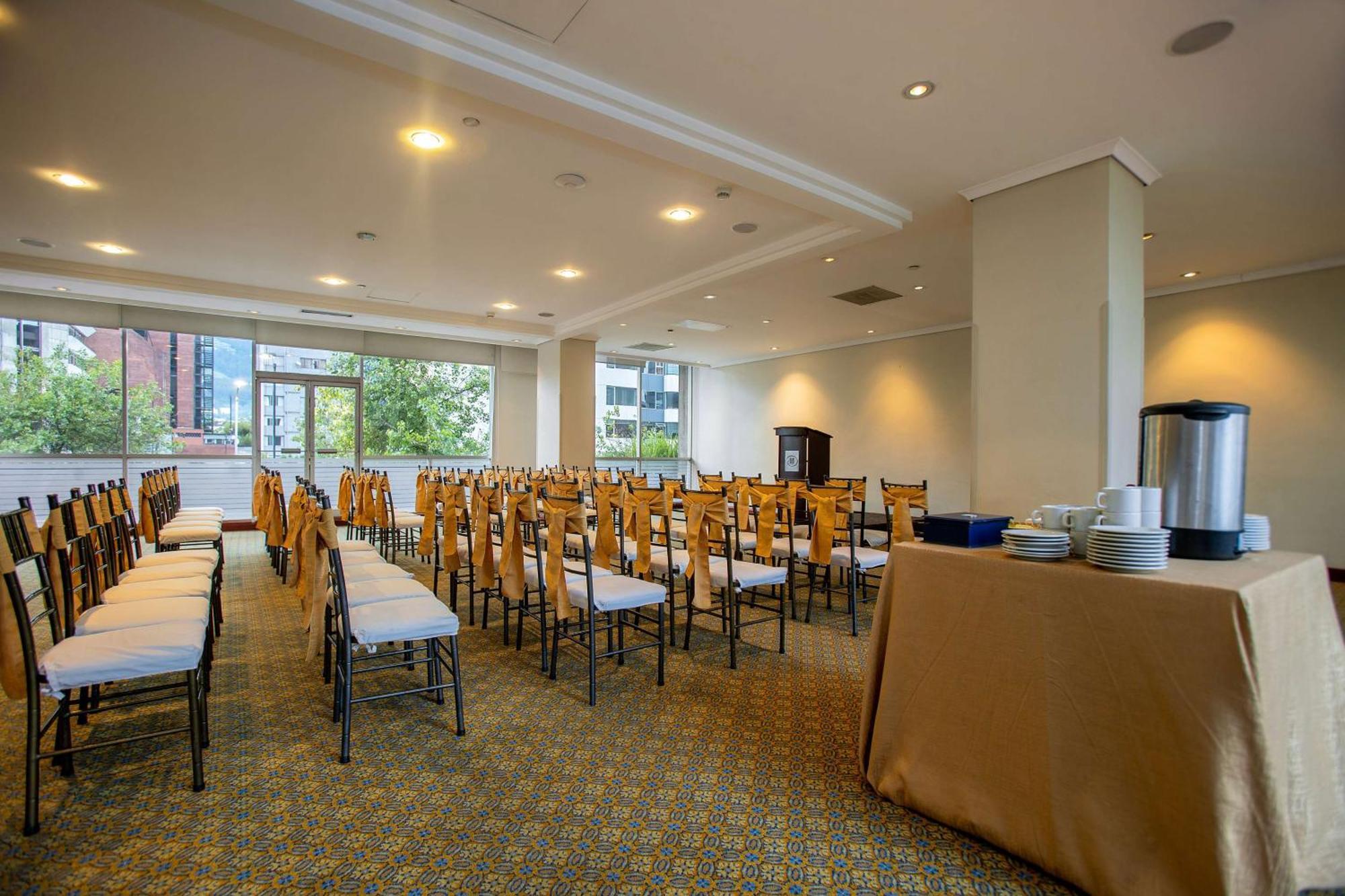 Hilton Colon Quito Hotel Eksteriør billede