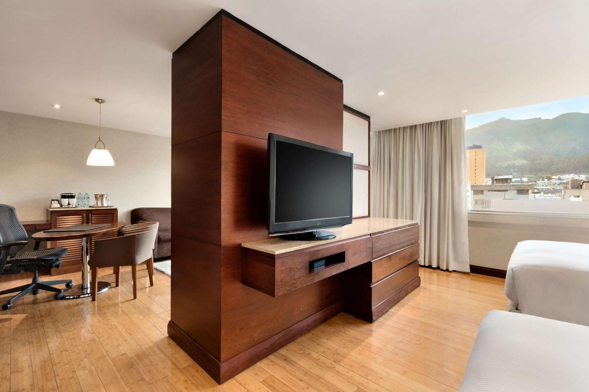 Hilton Colon Quito Hotel Eksteriør billede