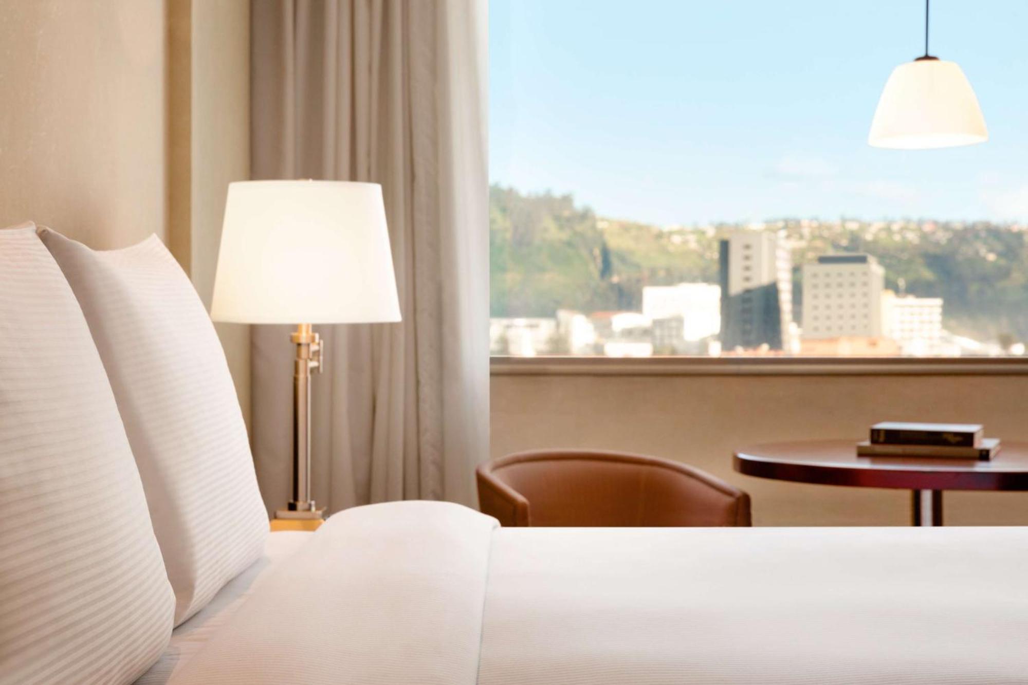 Hilton Colon Quito Hotel Eksteriør billede