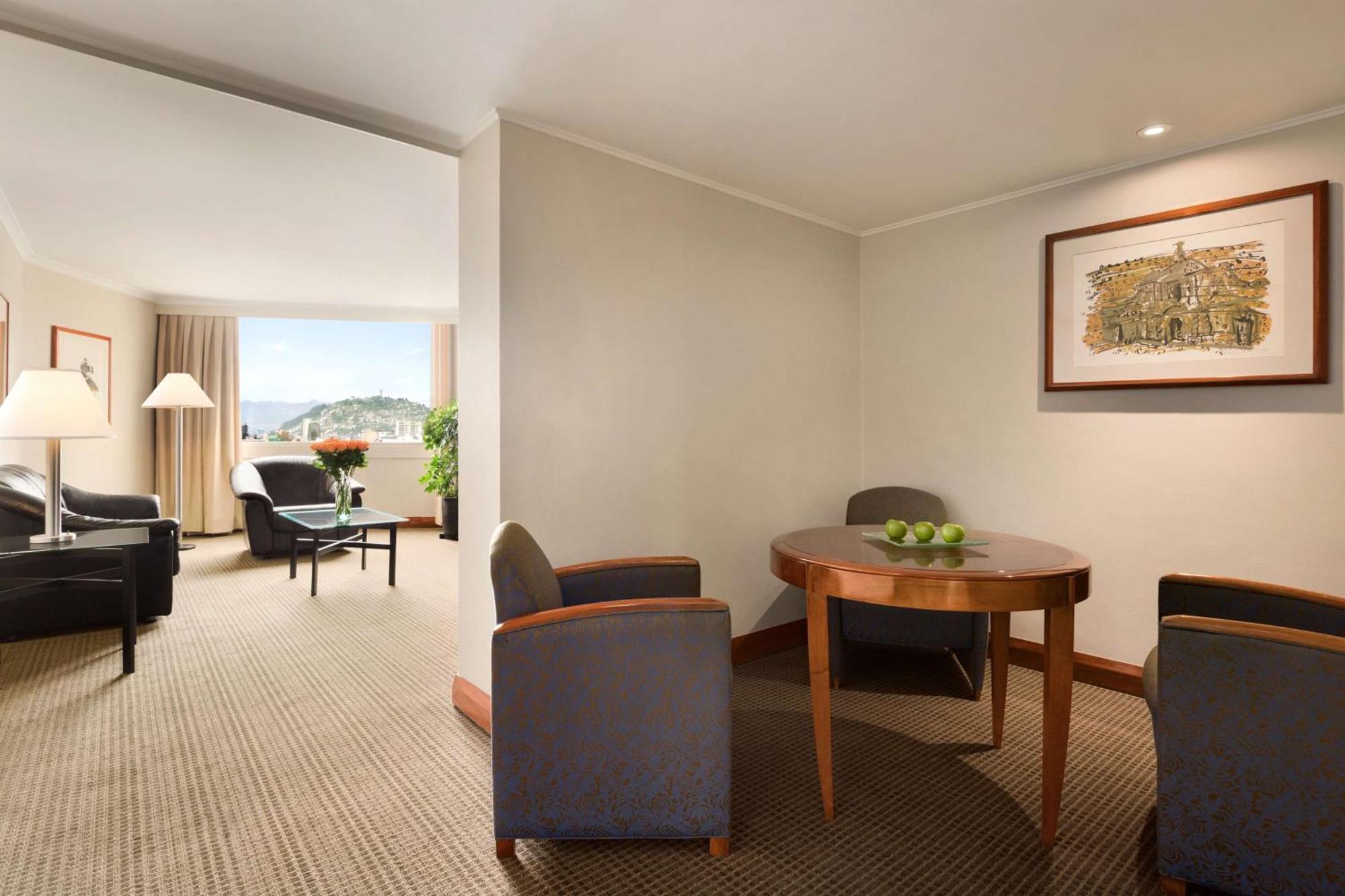 Hilton Colon Quito Hotel Eksteriør billede